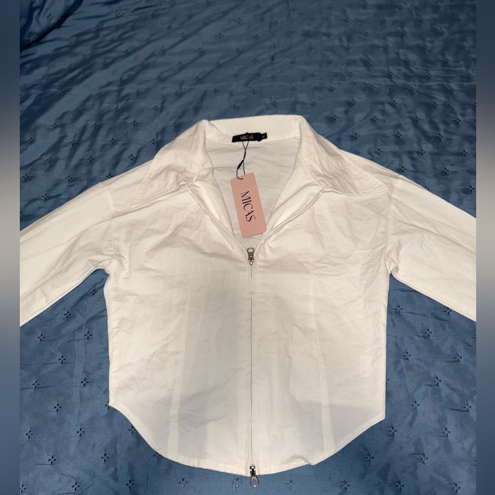 Zip Up Collar Curved Hem Long Sleeve (white)